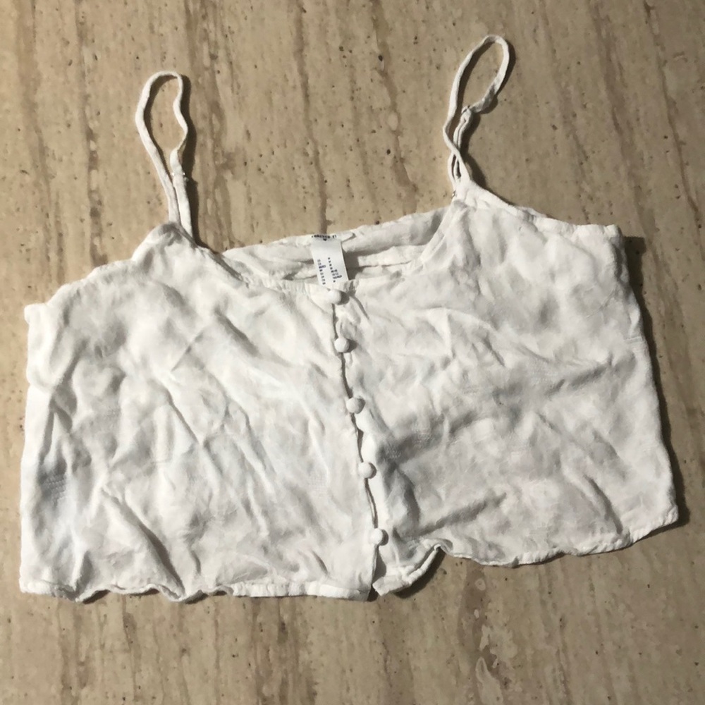 Forever 21 | White Crop Top | Size M | Button Down